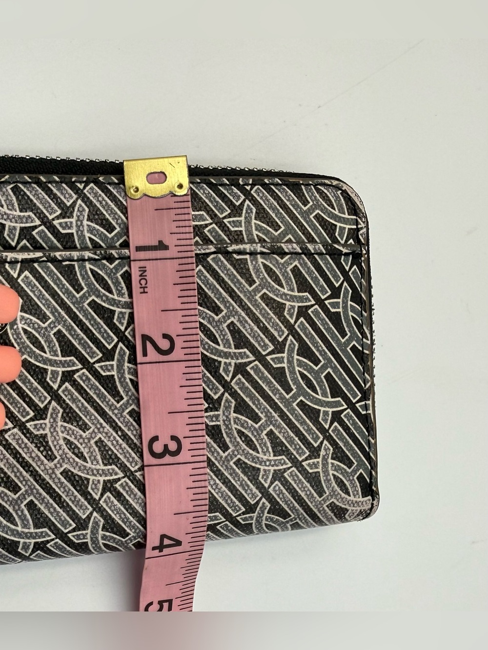 Cole Haan Gray And Black Leather All Over Monogram Print Zip-Around Long Wallet - Picture 5 of 5